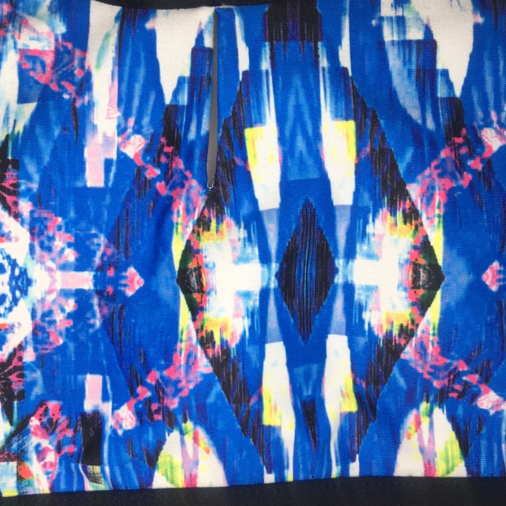 Fabletics Medium Impact Multicolored Sports Bra - image 4